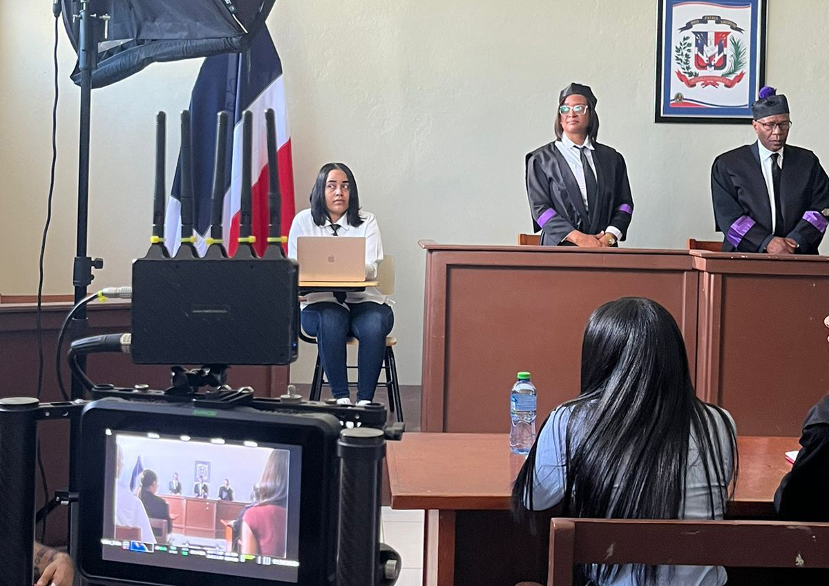 Pipiola corto detrás de cámaras