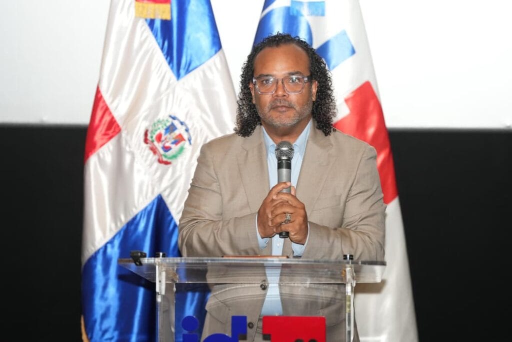 Alberto Zayas